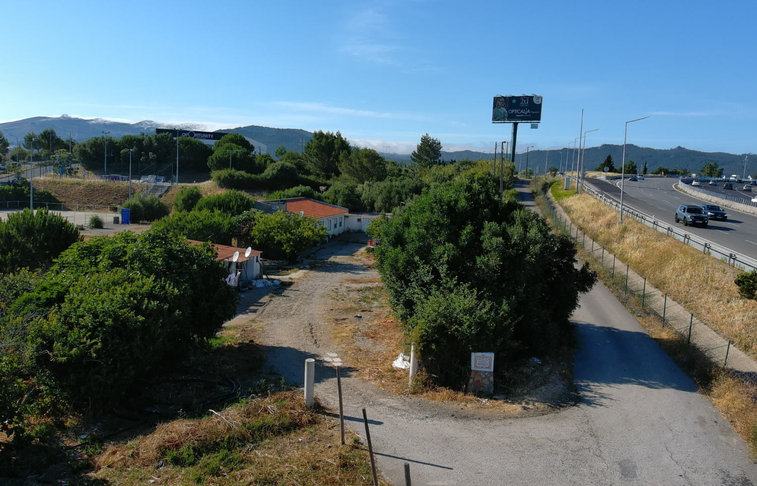 Terreno para Atividades Económicas com Visibilidade Premium | Cascais | 1120 m2