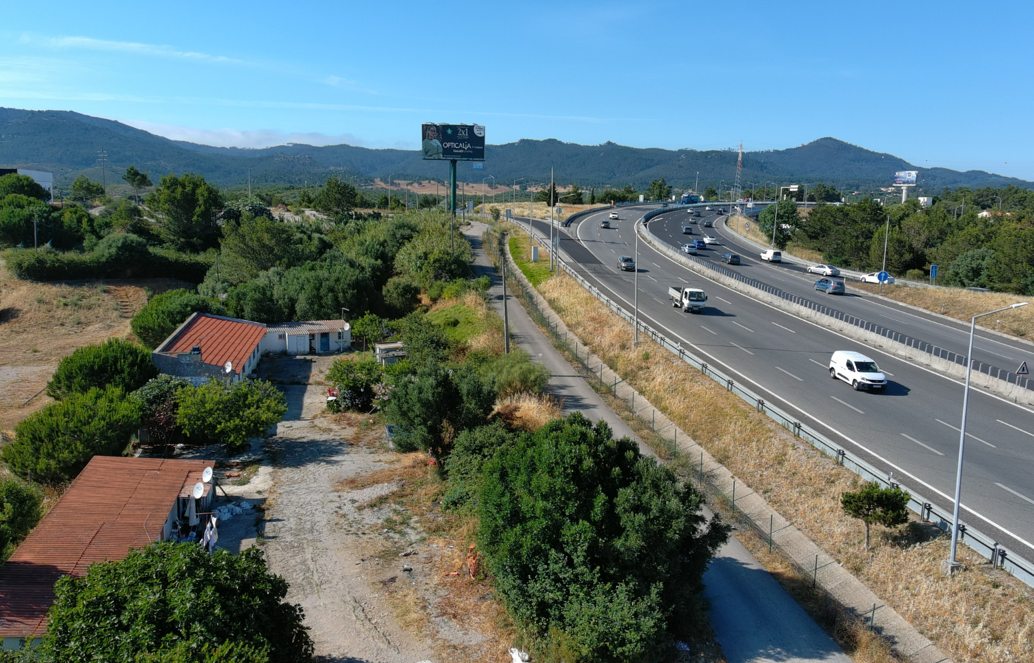 Terreno para Atividades Econmicas com Visibilidade Premium | Cascais | 1120 m2